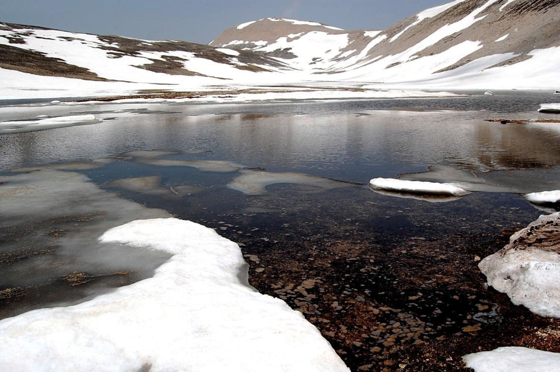 Acqua e neve di maggio