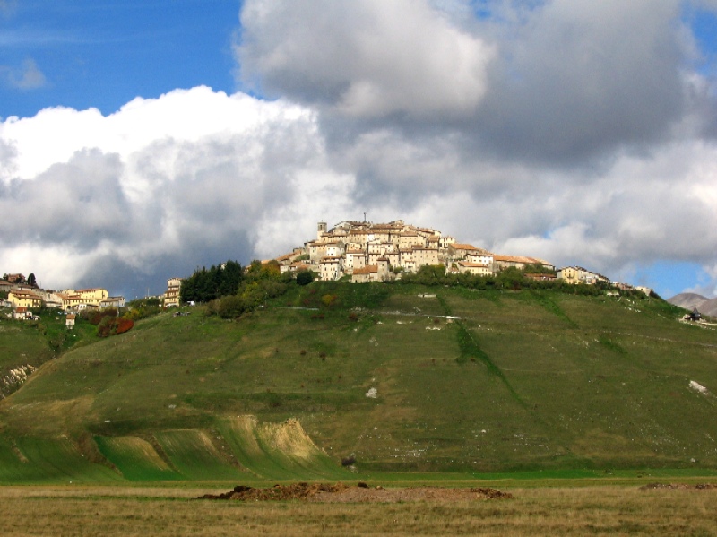 Castelluccio di Norcia  (Pg)