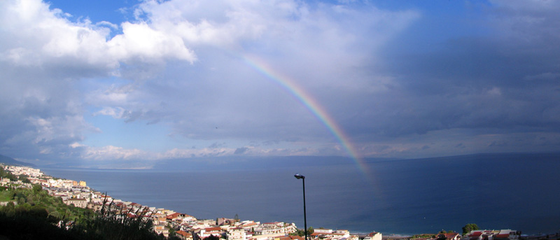 Arcobaleno sullo Stretto