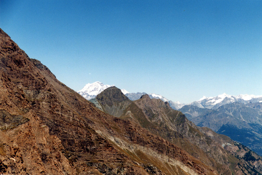 LA GEOLOGIA... quando da un atomo nasce una montagna!