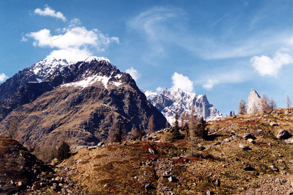 Lago del Miage e........