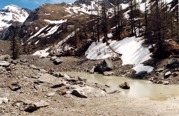 Lago del Miage e........