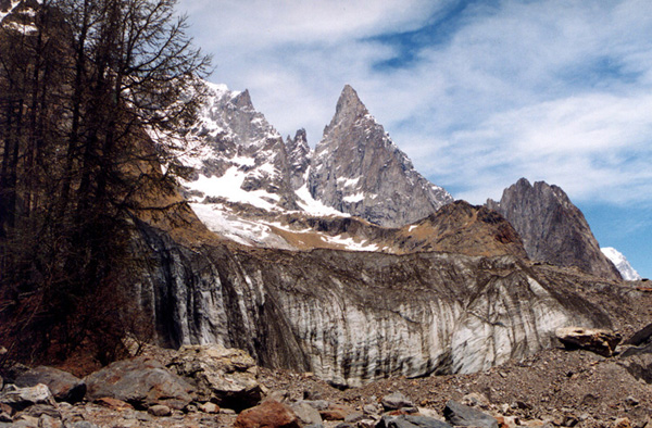 Lago del Miage e........