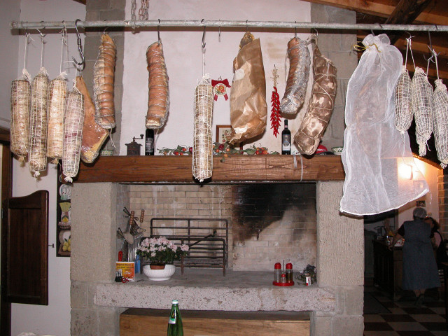 Macromicro e Monterano