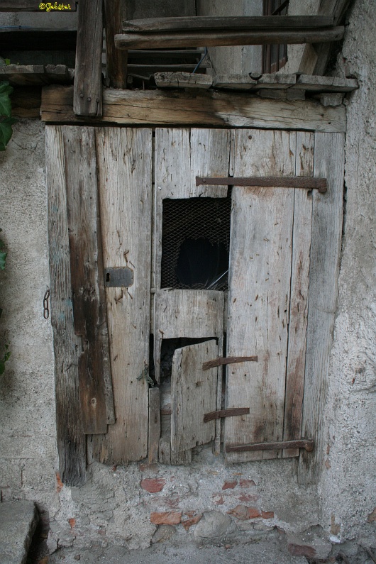 Portoni