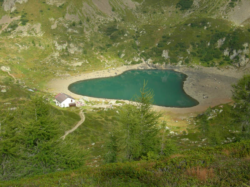 Rifugi e Bivacchi d''Italia.......