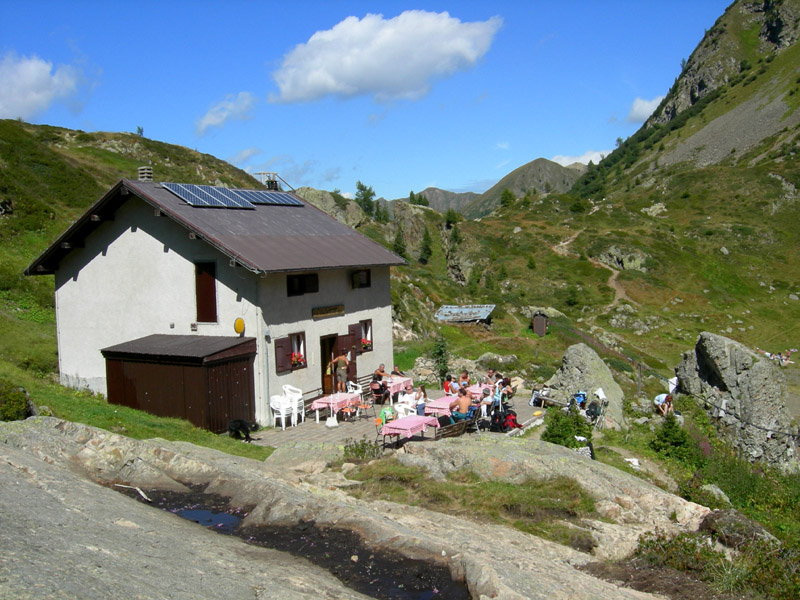 Rifugi e Bivacchi d''Italia.......