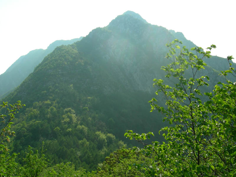 Cima Nara e Cima al Bal......(Alpi di Ledro)