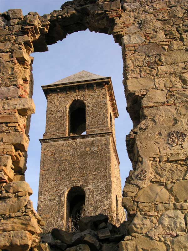 Ruderi di Campomaggiore Vecchio