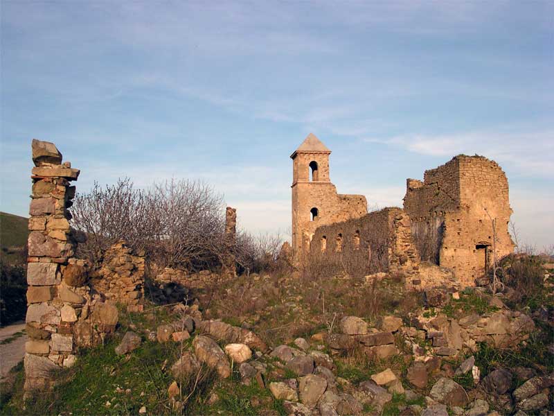 Ruderi di Campomaggiore Vecchio