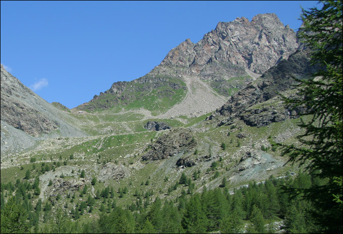 Rifugi e Bivacchi d''Italia.......