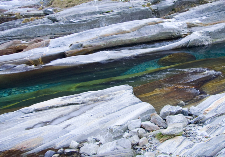 Il Ponte dei Salti e il Torrente Verzasca