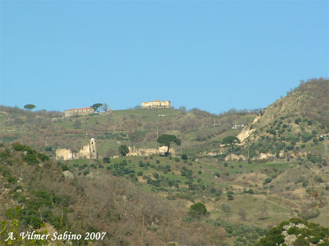 Ruderi di Campomaggiore Vecchio