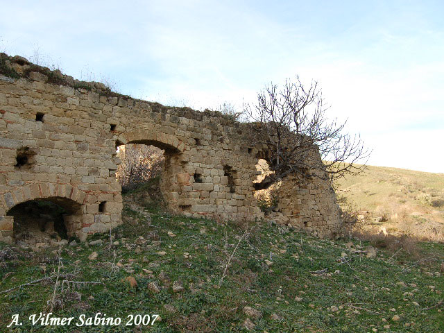 Ruderi di Campomaggiore Vecchio