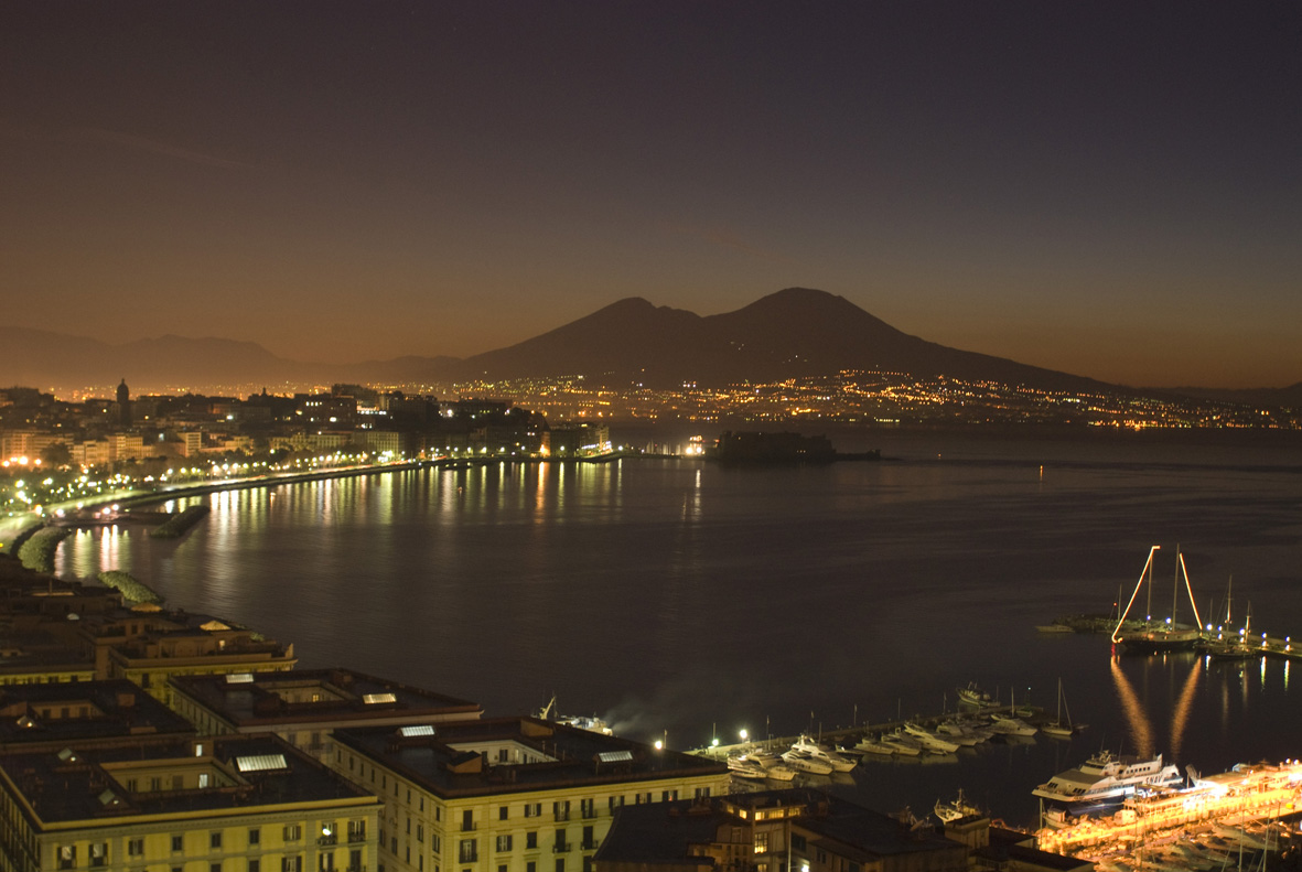 Alba a Napoli . Stamane 6.17  30 gennaio 08