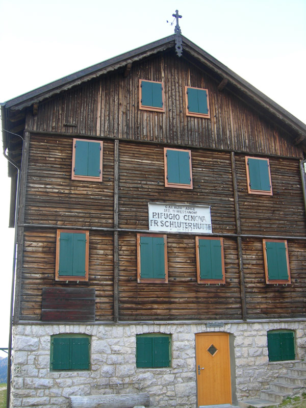 Rifugi e Bivacchi d''Italia.......