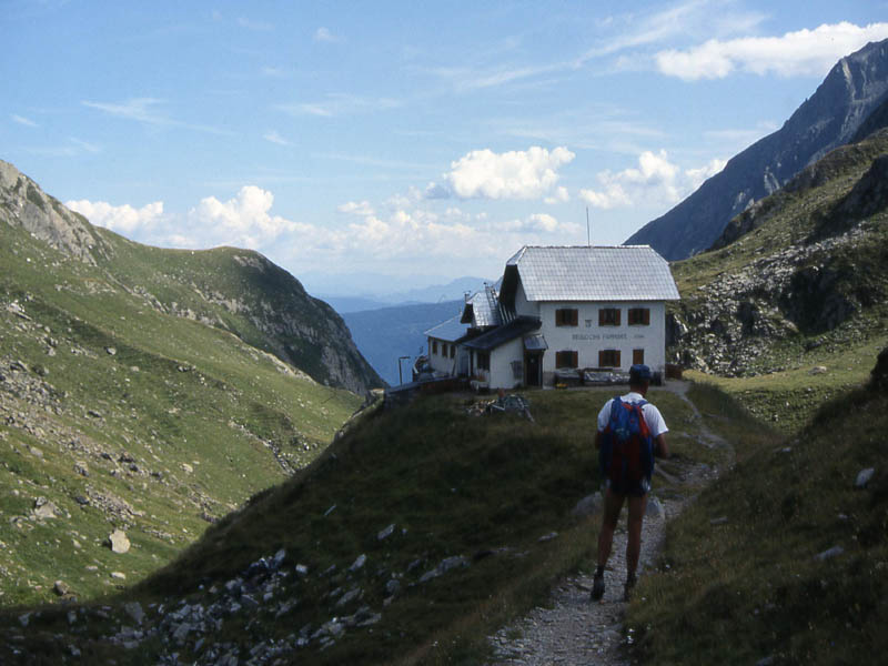 Rifugi e Bivacchi d''Italia.......