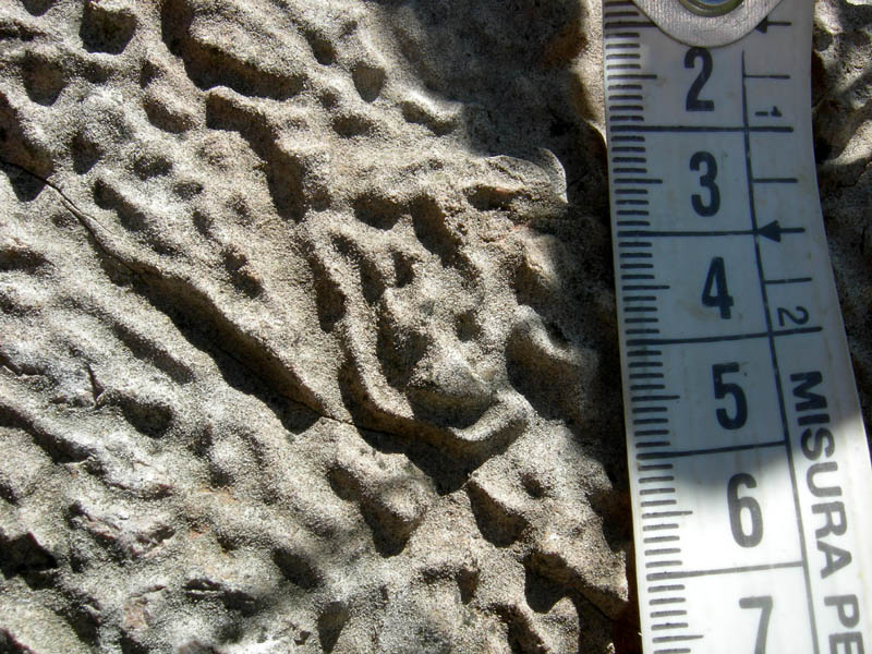 pietra modellata....?