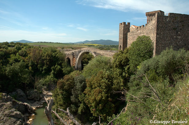 Parco naturalistico-archeologico di Vulci.