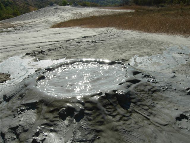 Cartoline dalle Salse di Nirano