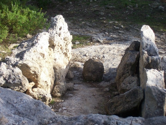 Tomba megalitica