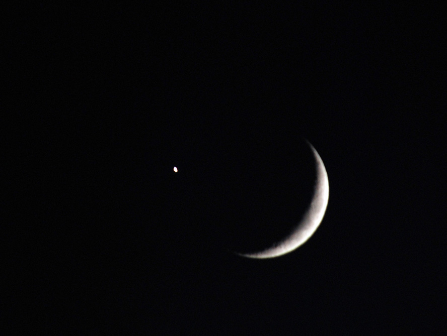 Fra un quarto d''ora luna occulta venere