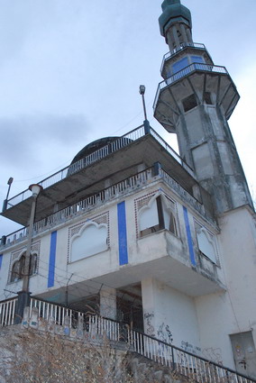 Consonno, il paese dei balocchi