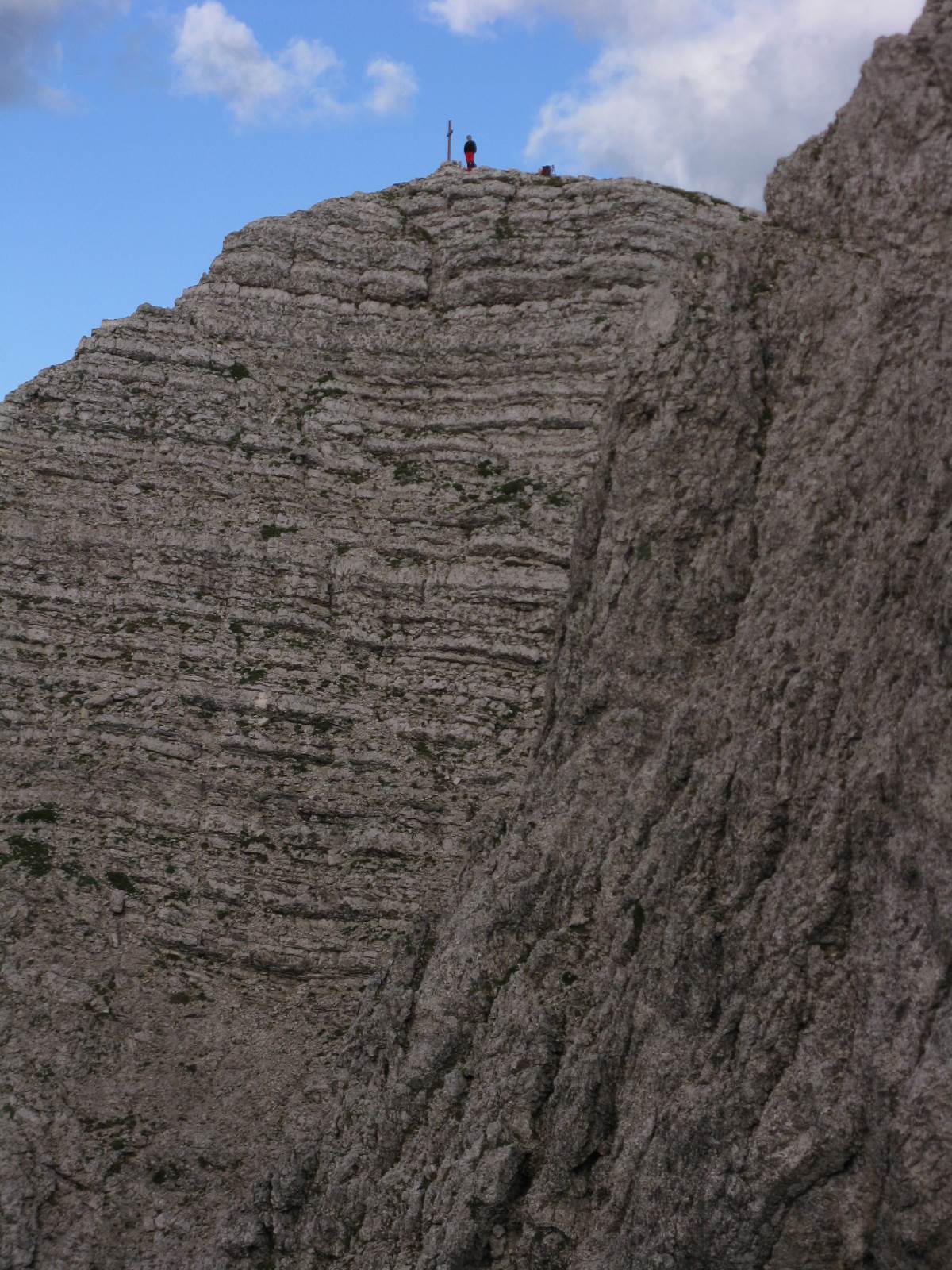 Il Pelf: spettacolare piramide di roccia