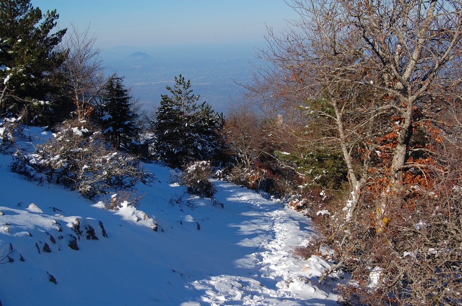 Monte Gennaro 1271 mt. - ghiaccio e neve alle porte di Roma