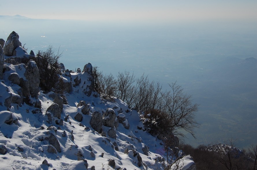 Monte Gennaro 1271 mt. - ghiaccio e neve alle porte di Roma