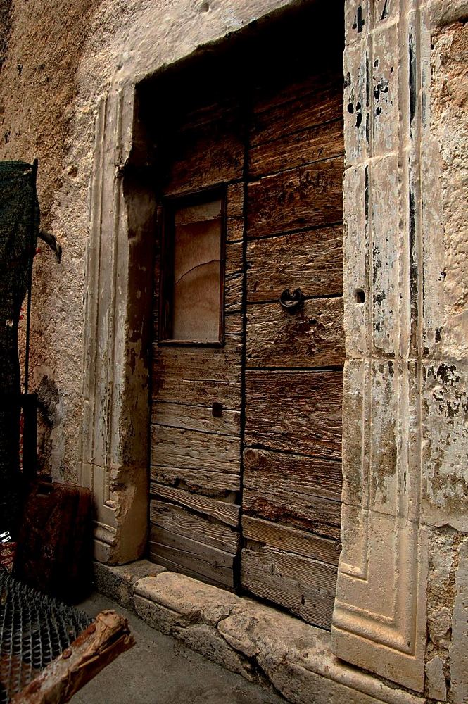 Vecchi portoni a Campo di Giove (AQ)