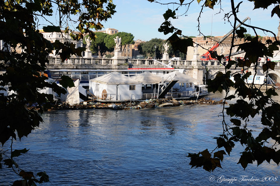 Piena del Tevere a Roma.