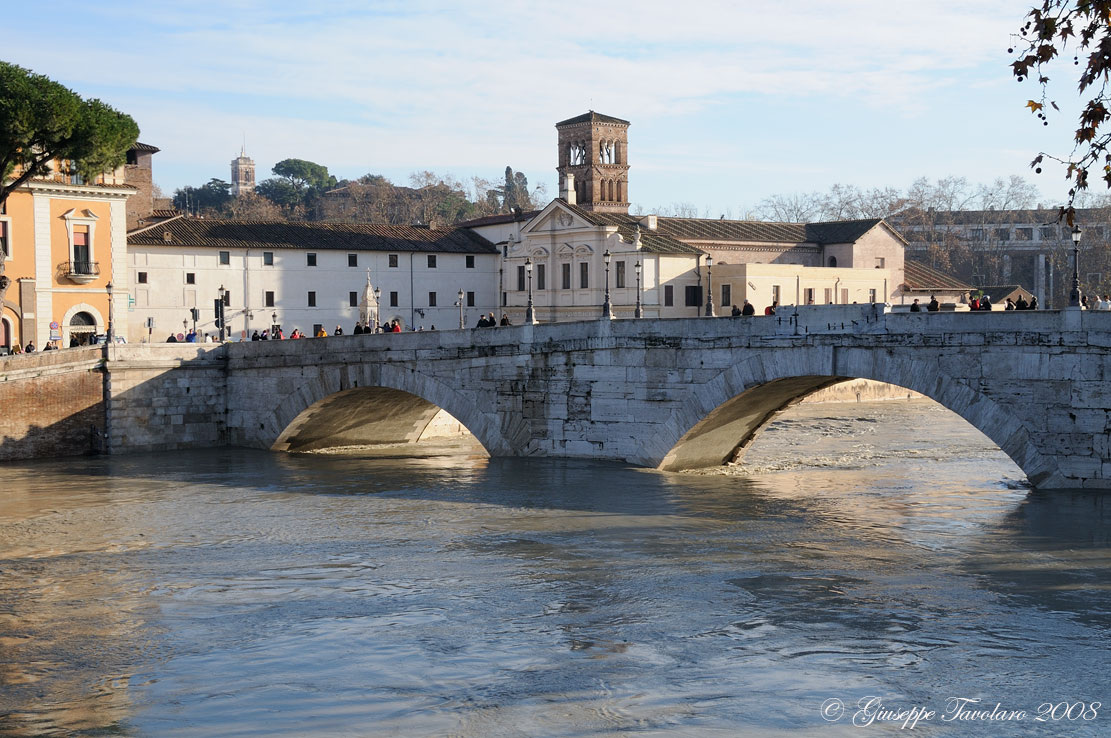 Piena del Tevere a Roma.