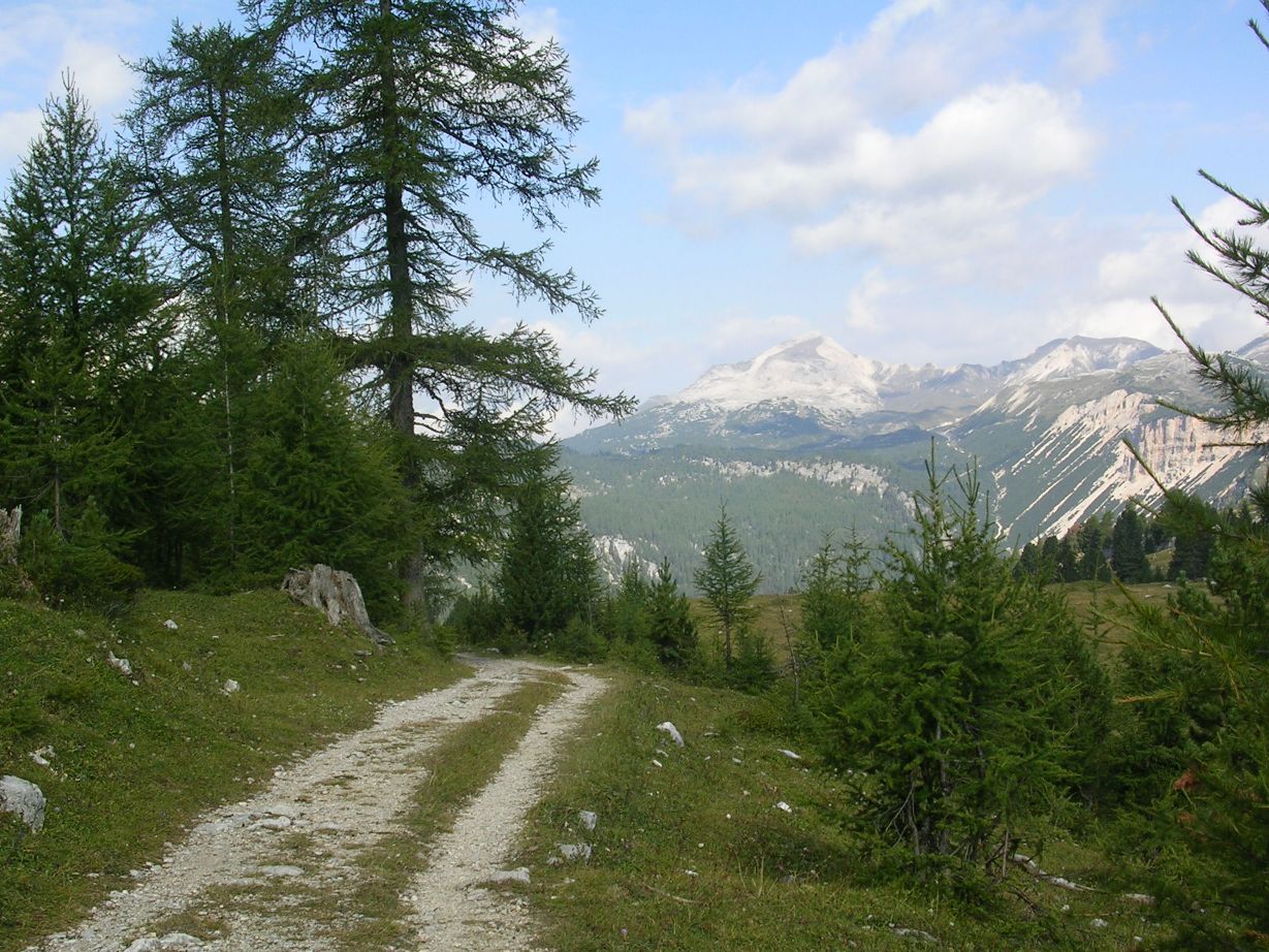 Zuoghe (2053 m)