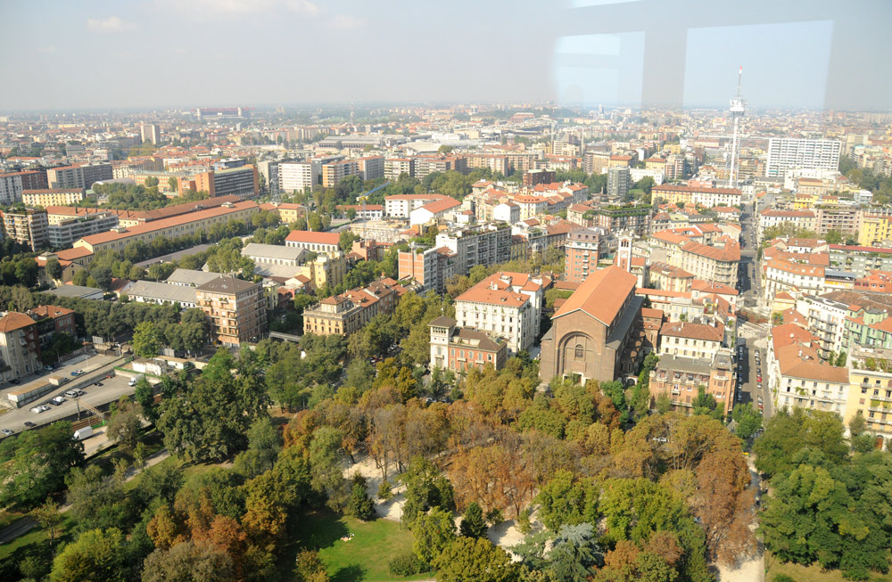 La Tour Eiffel di Milano