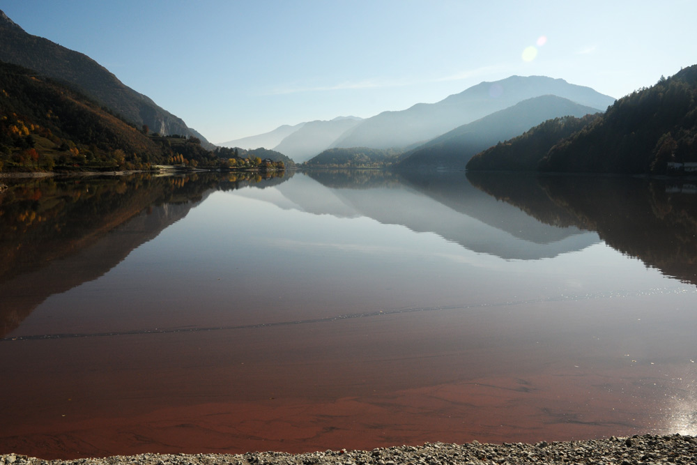 Il Lago di Ledro e l'' arrossamento da Planktothrix rub.