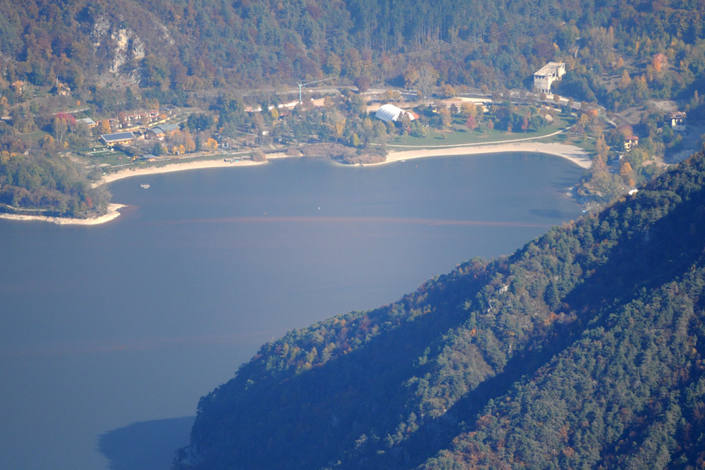 Il Lago di Ledro e l'' arrossamento da Planktothrix rub.