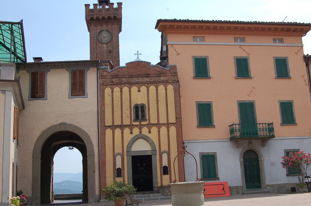 Castiglione di Garfagnana, Borgo Medievale.