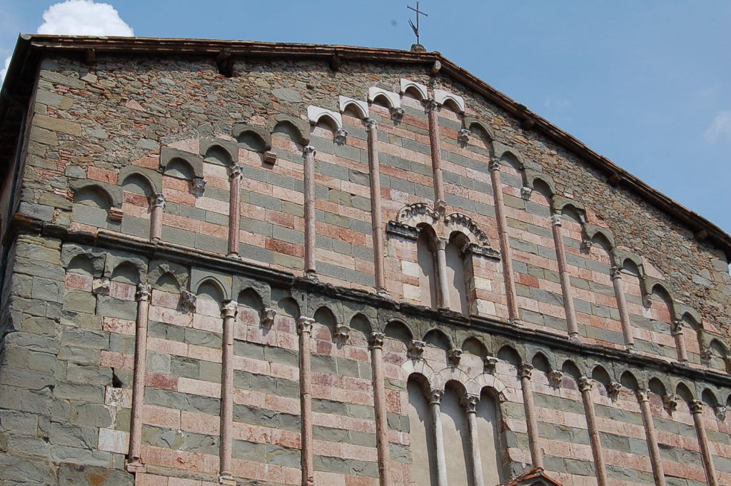 Castiglione di Garfagnana, Borgo Medievale.