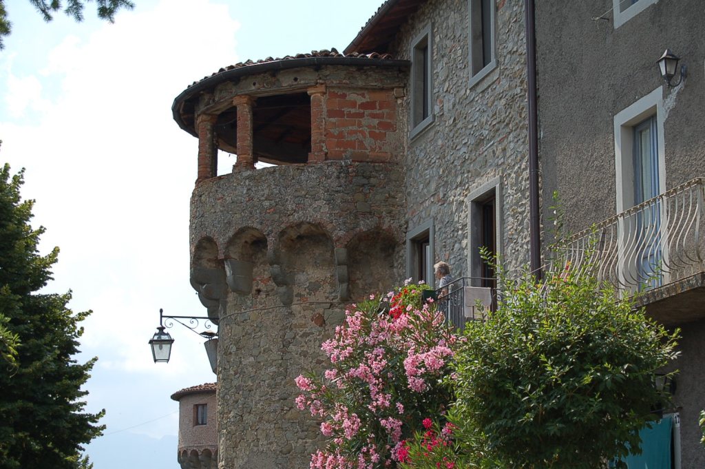 Castiglione di Garfagnana, Borgo Medievale.