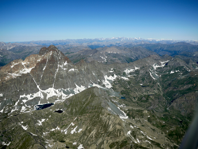 in volo sul Monviso