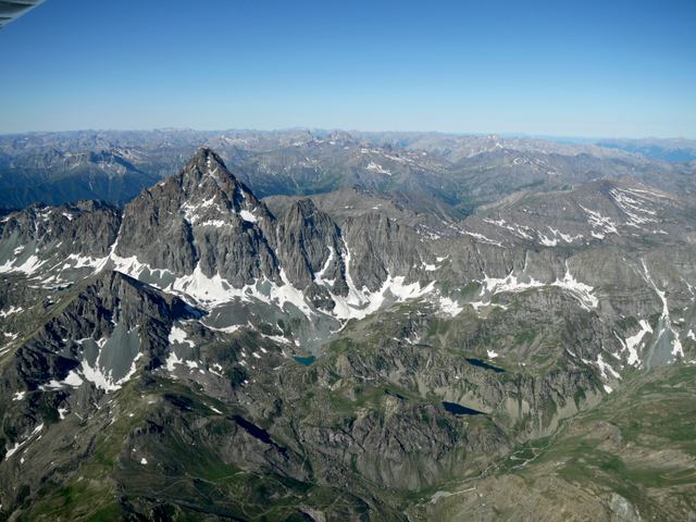 in volo sul Monviso