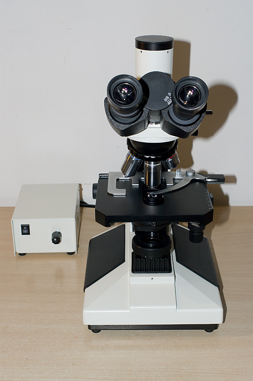 Microscopio Biologico L2050HTG Plan