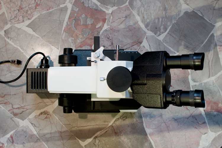 Microscopio Biologico L2050HTG Plan