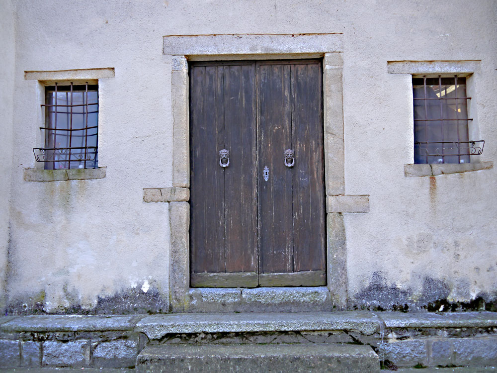 Portoni