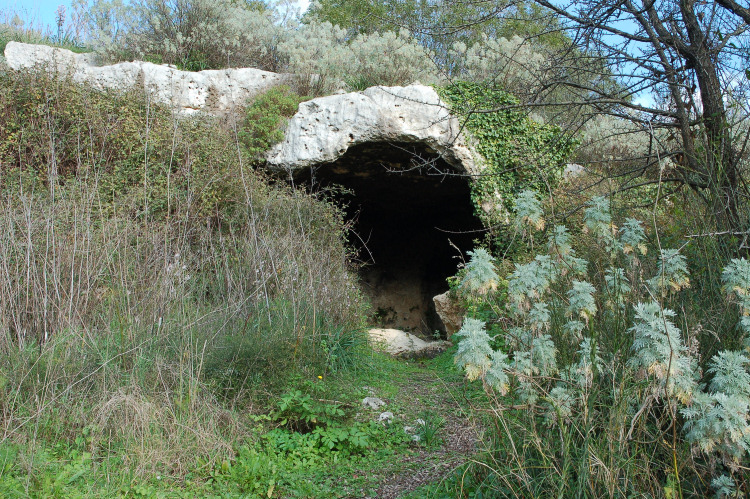 La Riserva Naturale di Pantalica e le Necropoli