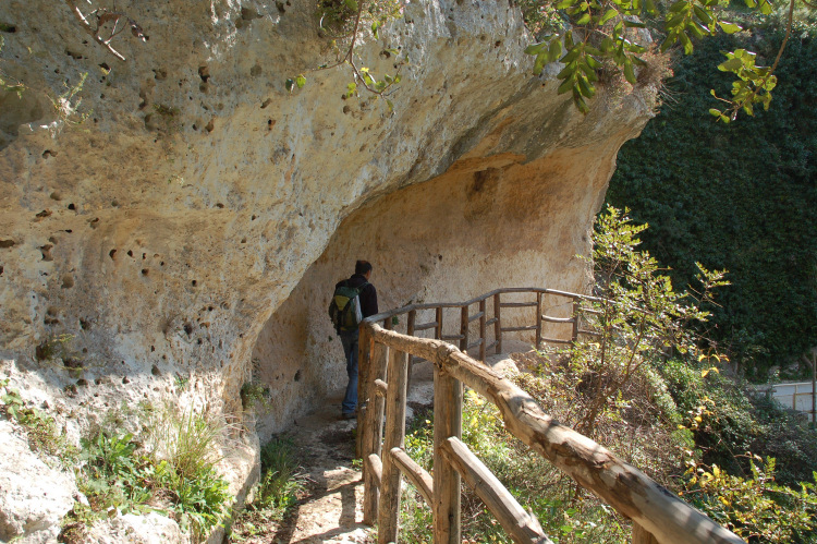 La Riserva Naturale di Pantalica e le Necropoli