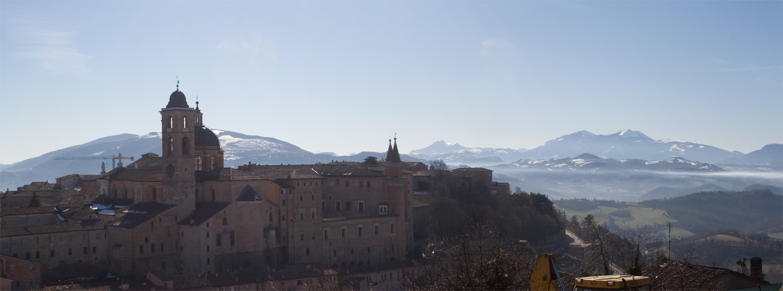 Un paesaggio rinascimentale: il Monte Catria visto da Urbino