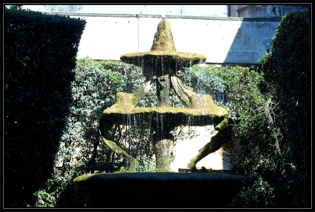 Animali a Roma nello zoo di pietra