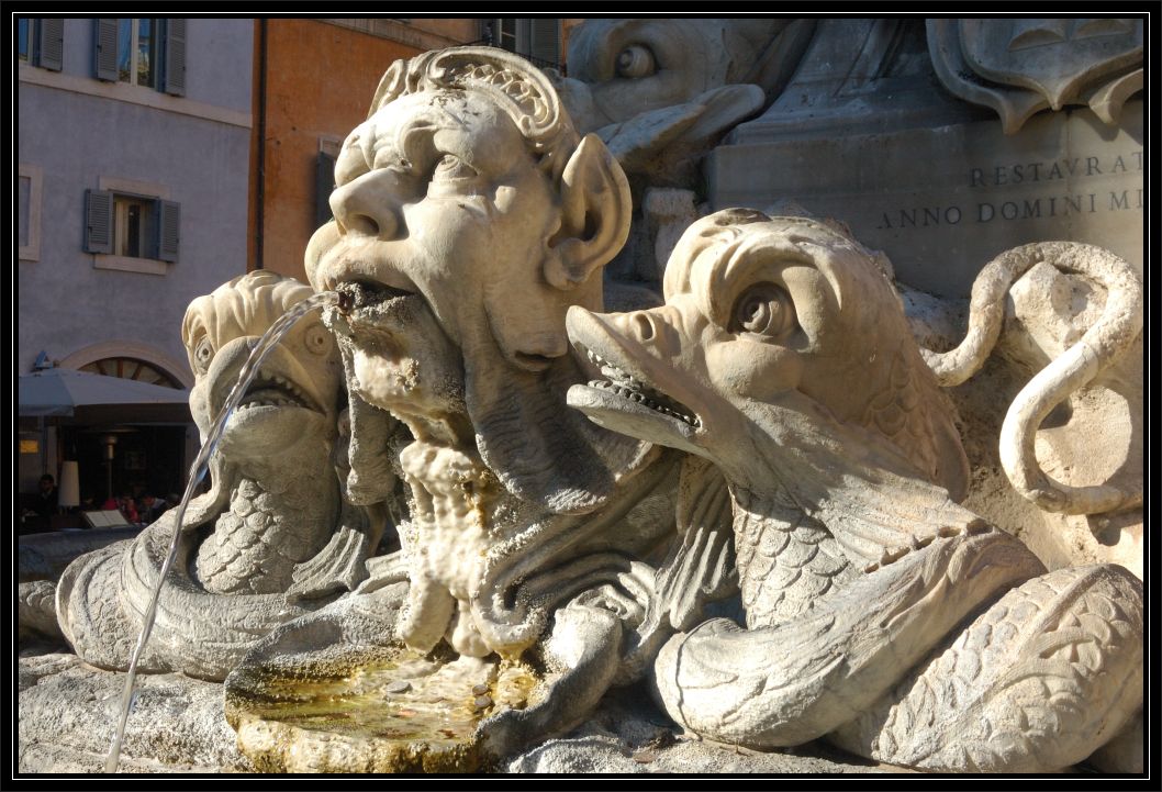 Animali a Roma nello zoo di pietra